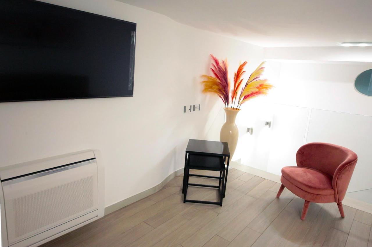 Diva Suite Bari Bagian luar foto